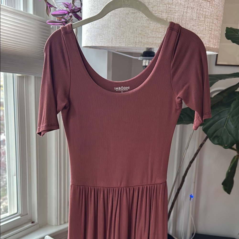 Sleeved Bodhi jumper in ribbed mauve